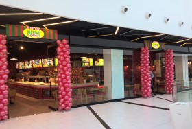 Dekoracje sklepów balonami Jawor